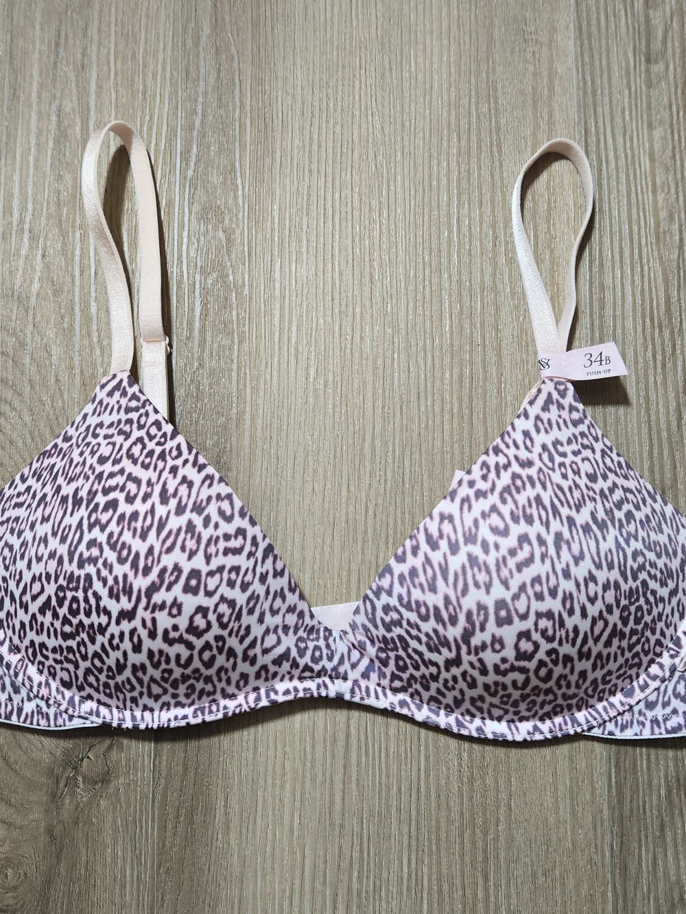 Victoria's Secret Pink Leopard Print Push Up Bra
